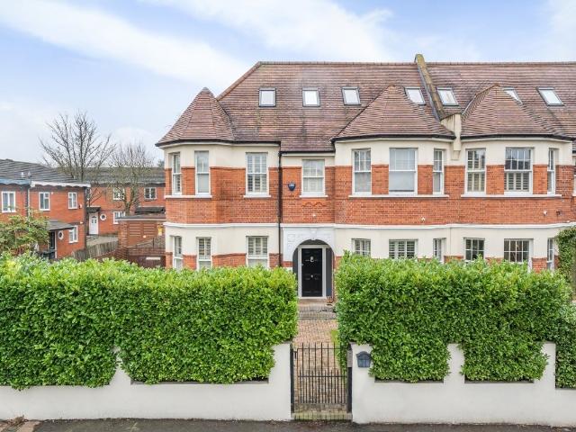House at Coppetts Road, Greater London