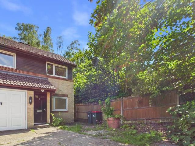 House at Coronet Close, Crawley