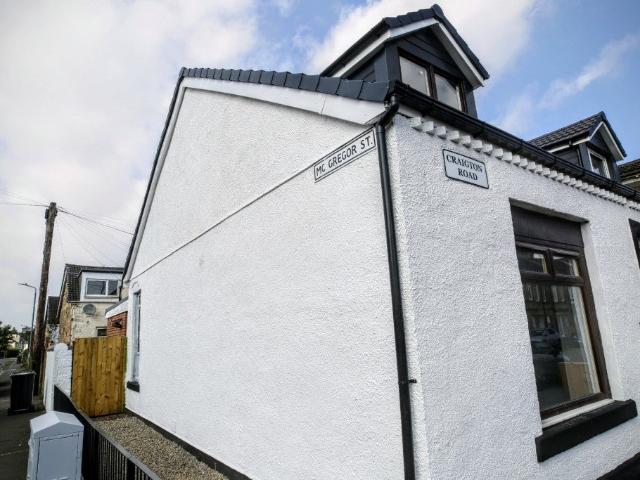 House at Craigton Road, Glasgow