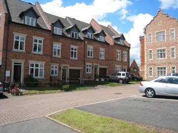 House at Crimscote Square, Warwick