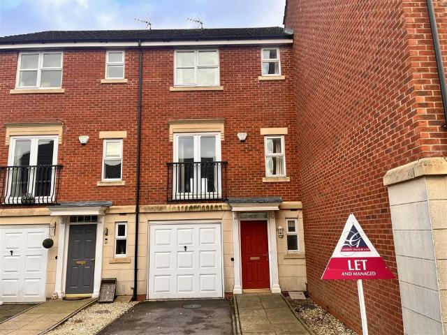 House at Davies Close, Harborough