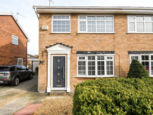 House at Denny Close, Upton