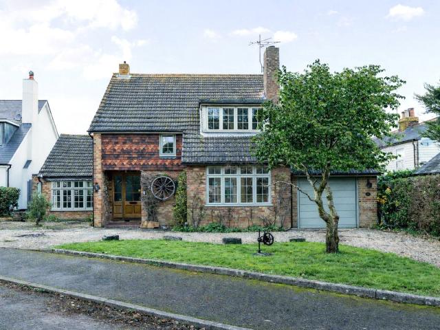 House at Downside Road, Elmbridge