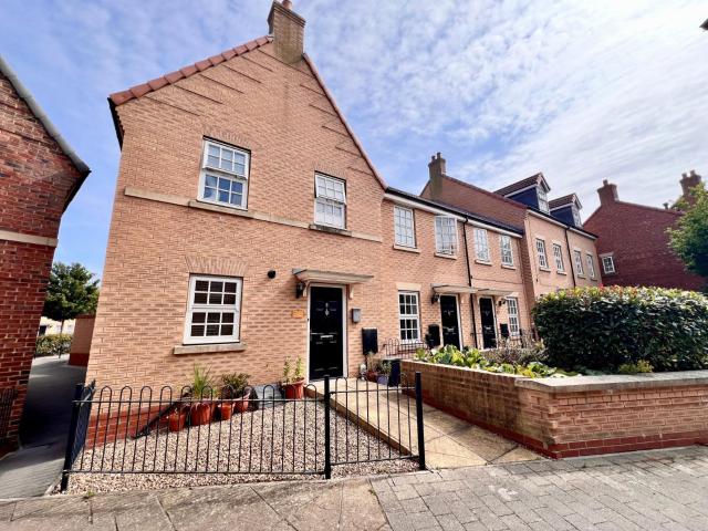 House at Dickinson Walk, Beverley