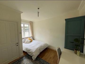 House at Dornton Road, Greater London