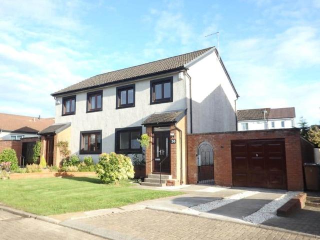 House at Dundonald Crescent, Newton Mearns