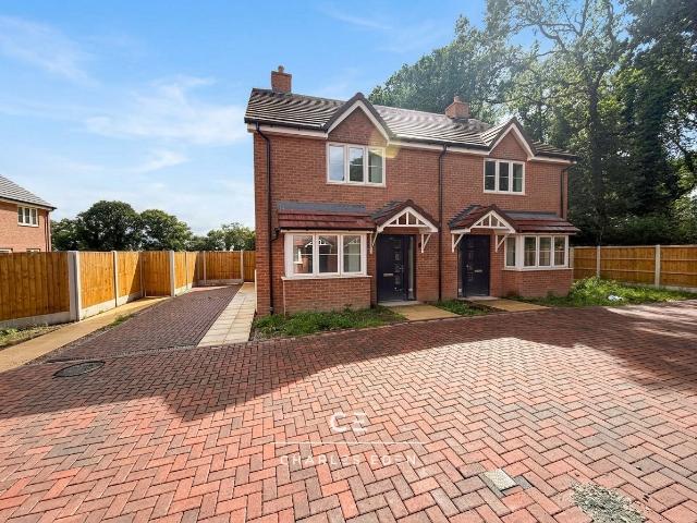 House at Dutton Close, Stoke Heath