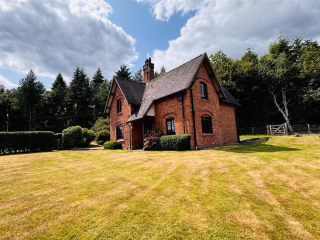 House at Eccleshall Road, Eccleshall