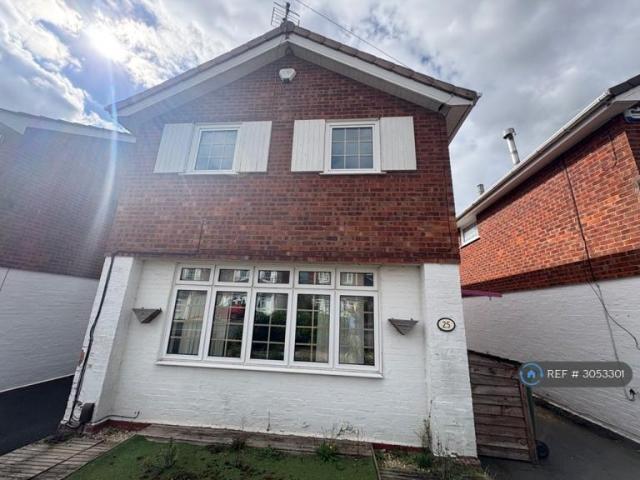 House at Elmdale Drive, Wyre Forest