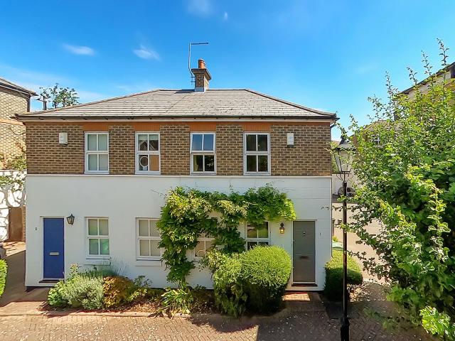 House at Elms Road, Greater London