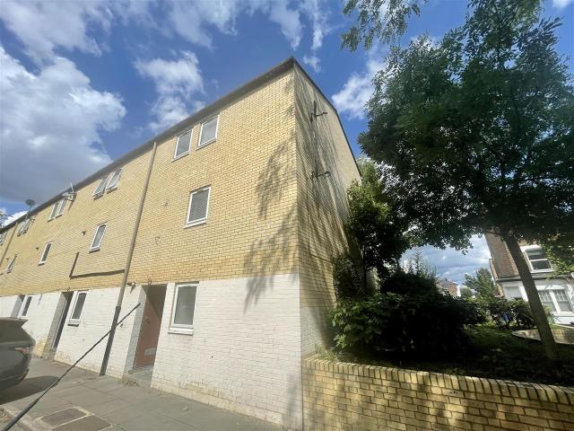 House at Fenham Road, Greater London