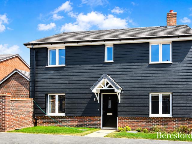 House at Field Avenue, Canterbury