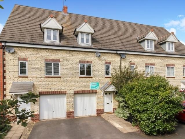 House at Fieldfare Close, Cherwell District