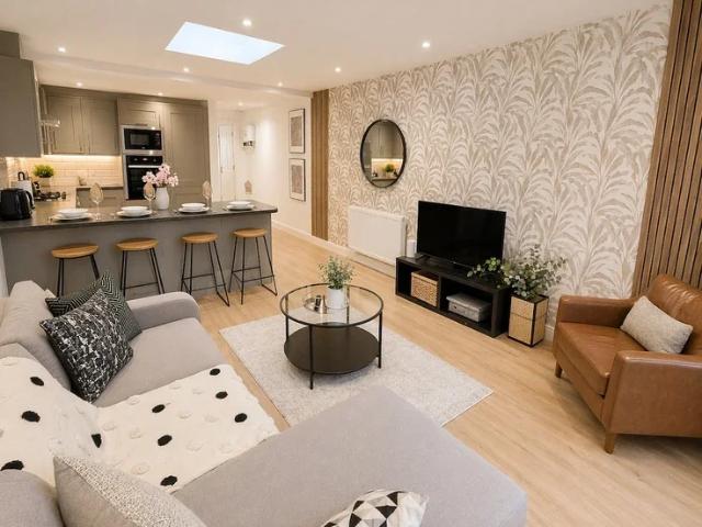 House at Fishponds Road, Bristol