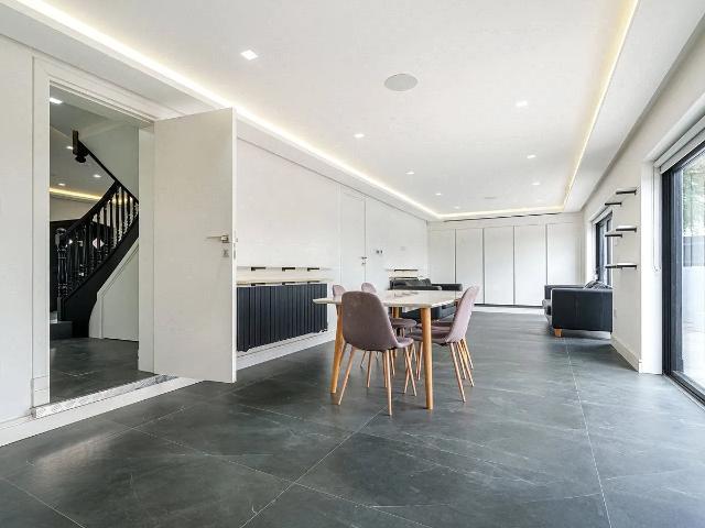 House at Forestdale, Greater London