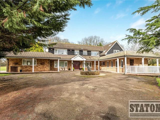 House at Foxes Lane, Welwyn Hatfield