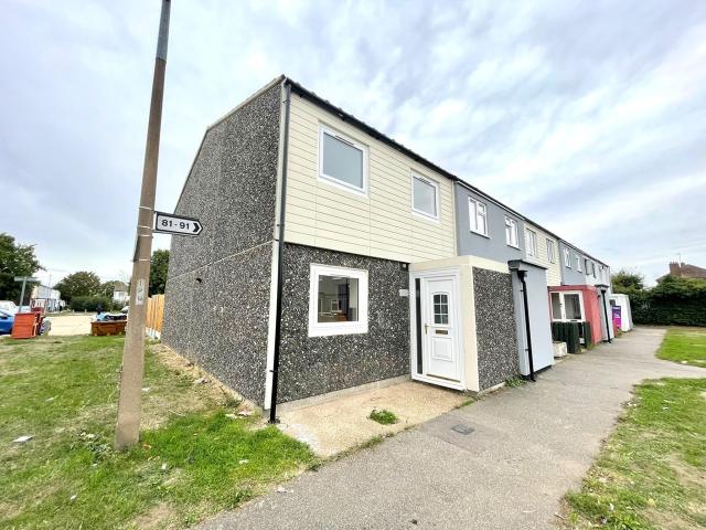 House at Foxglove Road, South Ockendon