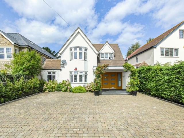 house at Frays Avenue, West Drayton