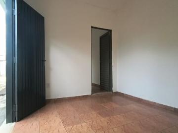 Casa para alugar em Praça Universitária - Garagem