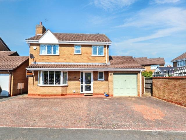 House at Gloucester Close, Nuneaton and Bedworth