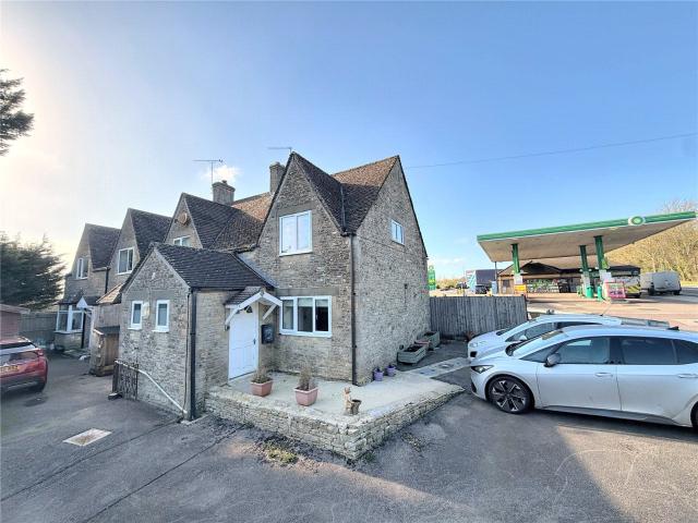 House at Gloucester Road, Cotswold District