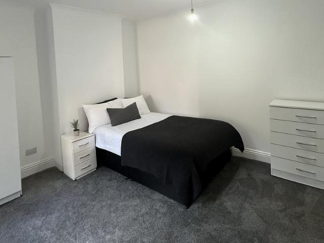 House at Grazebrook Croft, Birmingham