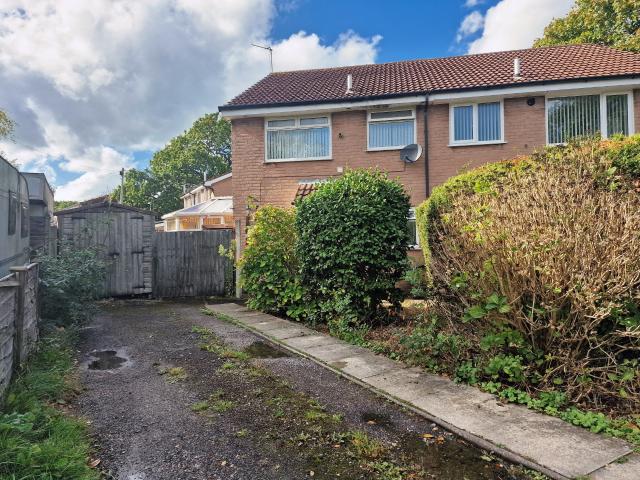 House at Greenfield Way, Preston