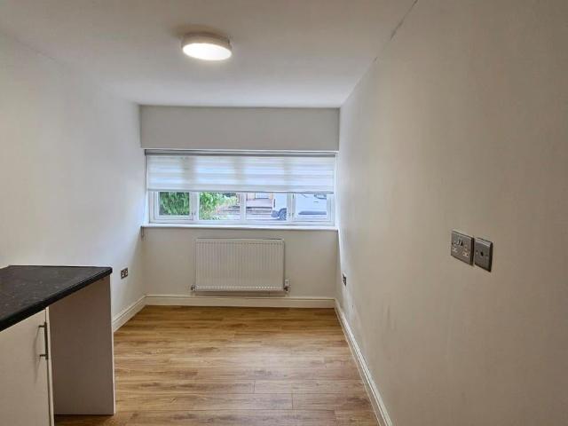 House at Greenhill Way, Greater London