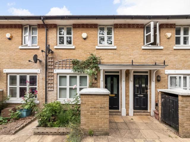 House at Grenard Close, Greater London