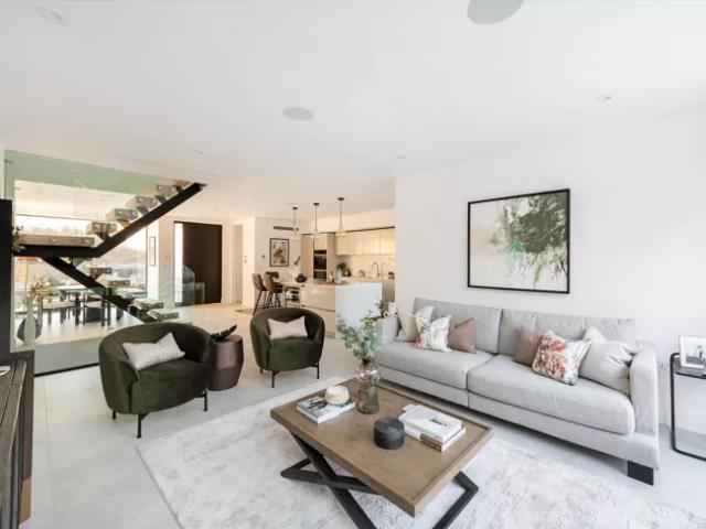 House at Gulliver Place, Greater London