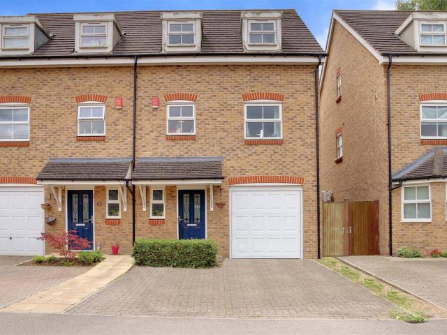 House at Hadleigh Close, St Albans