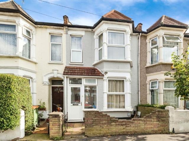 House at Harcourt Avenue, Greater London