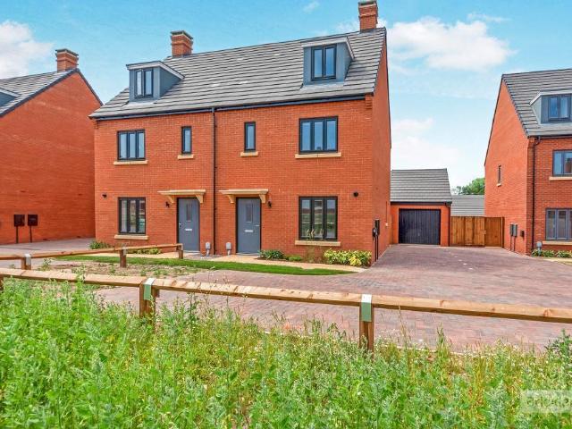 House at Harlestone Road, Northampton