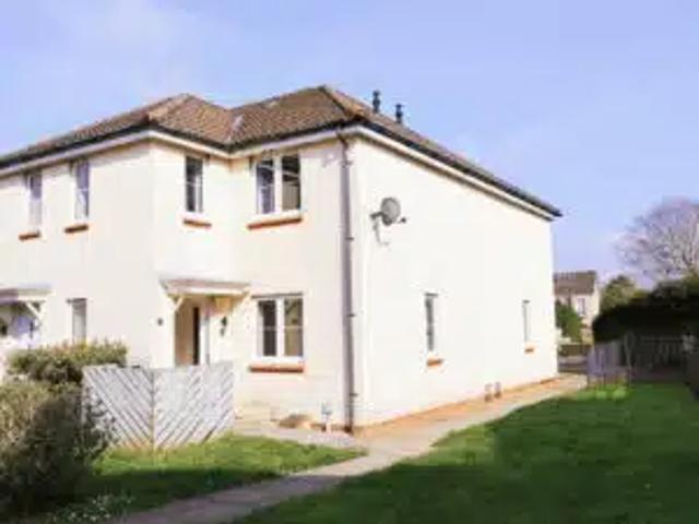 House at Heol Cae Tynewydd, Upper Loughor