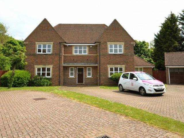 House at Heathside Place, Reigate and Banstead