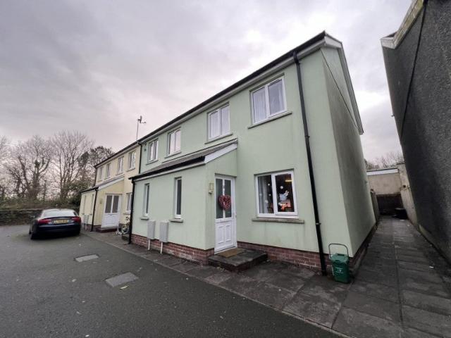 House at High Street, Tumble