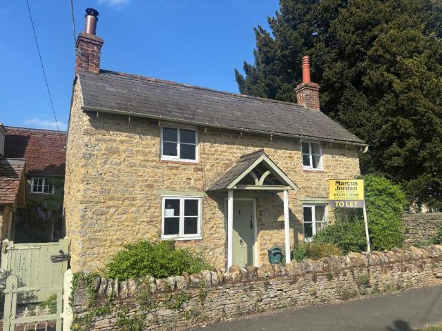 house at High Street, Turvey