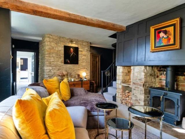 House at High Street, Cotswold District