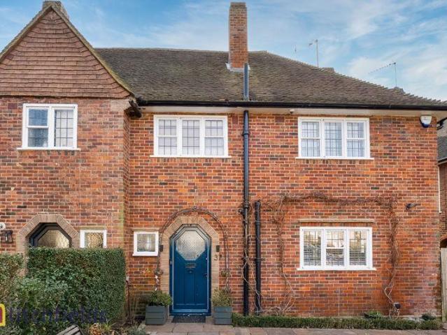 House at Hill Top, London