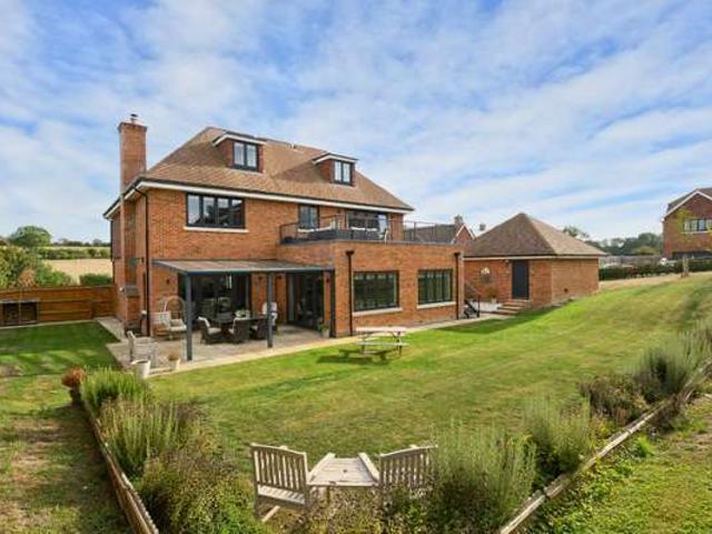 House at Holme Hill, Basingstoke and Deane