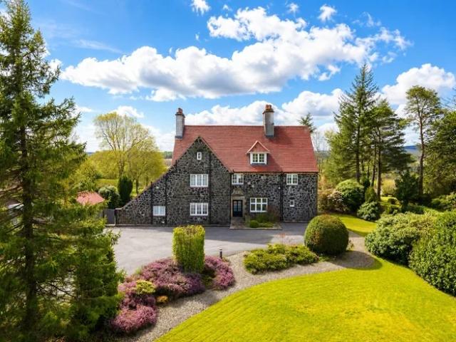 House at Houston Road, Kilmacolm