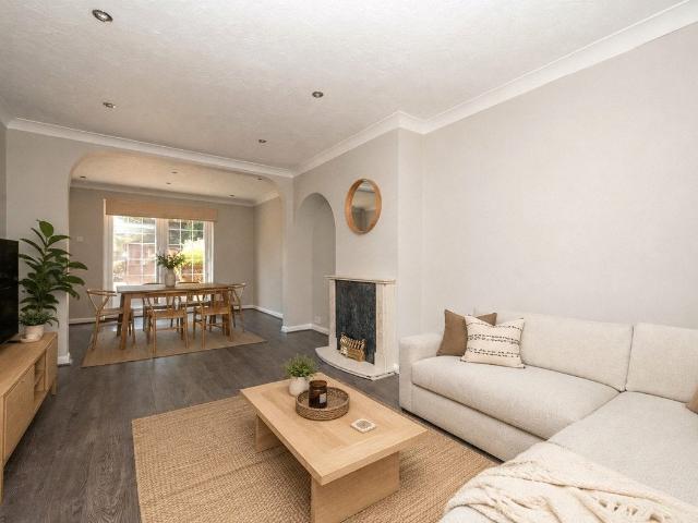 House at Hunters Ride, St Albans