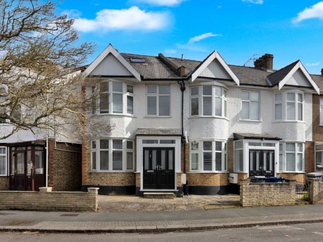 House at Hutton Grove, Greater London