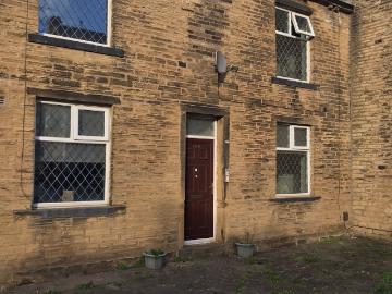house at Idle, BD10
