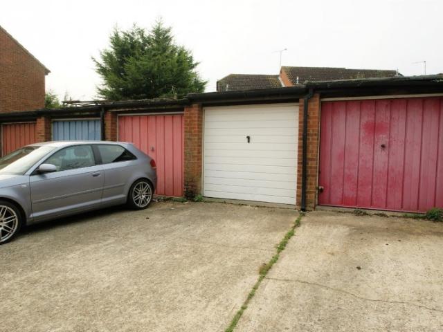 house at Irving Close, BISHOP'S STORTFORD