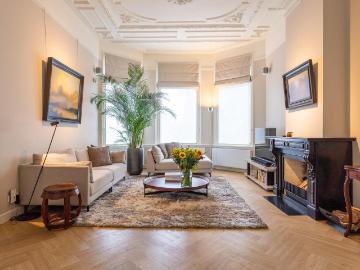 House at Jan van Nassaustraat 72, 2596 BV 's gravenhage, Netherlands