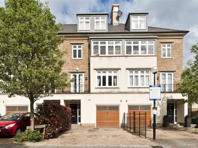 House at Kelsall Mews, Greater London