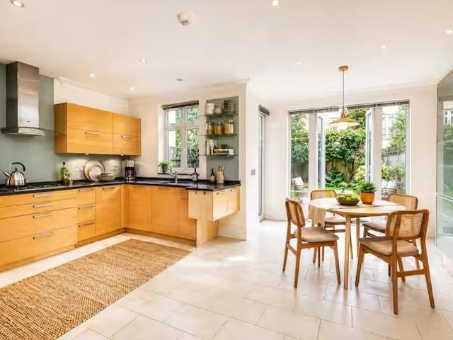 House at Kelsall Mews, Greater London