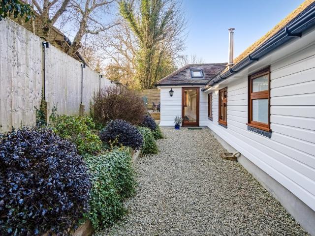 House at Kerves Lane, Horsham