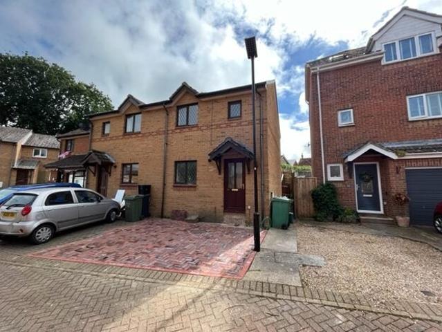 House at Kestrel Way, Carisbrooke